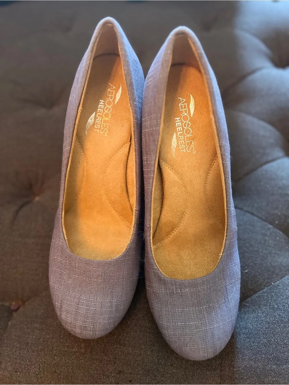 AEROSOLES Light Blue Denim Wedge Pumps with Woven Raffia Heel. Size 8.5